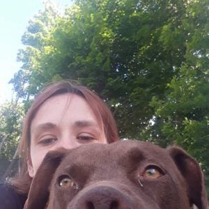 Meet your Posher, Casey